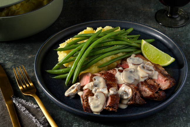 Pepper Steak & Creamy Mushroom Sauce