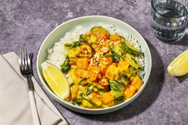 Creamy Pumpkin & Halloumi Curry 