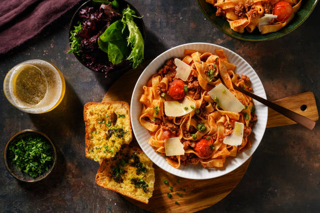 Pesto Beef Ragu & Fettuccine Feast
