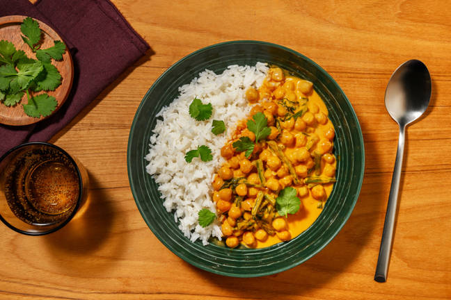 Fuss-Free Thai Red Chickpea & Veggie Curry