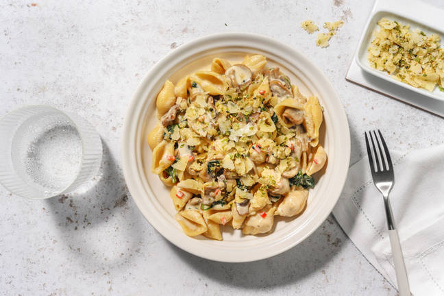 Conchiglie met misochampignons