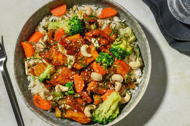 Veggie No-Chicken in Sticky Orange Sauce