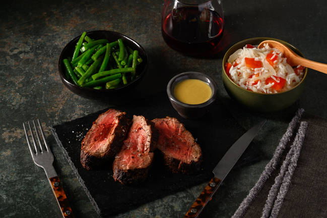 Striploin-Steak mit Cajun-Senf-Butter