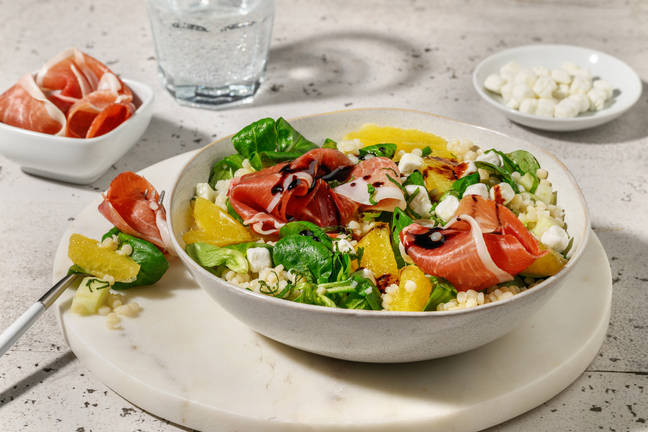 Salade au jambon serrano et chèvre au miel