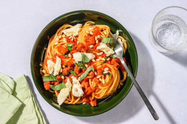 Hurtig chorizo- og harissaspaghetti