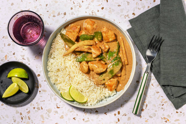 15 Minute Fragrant Peanut Chicken Curry