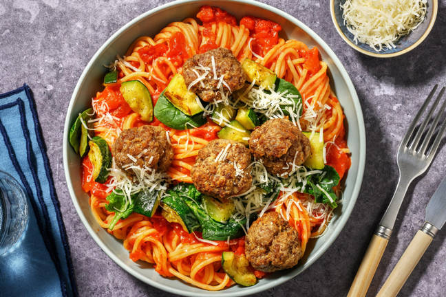 Kødboller og pasta i tomatsauce | Byg selv