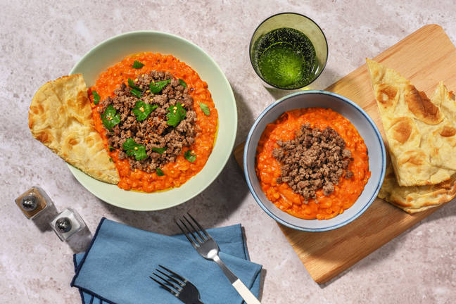 Linsdaal och nötfärs med naanbröd