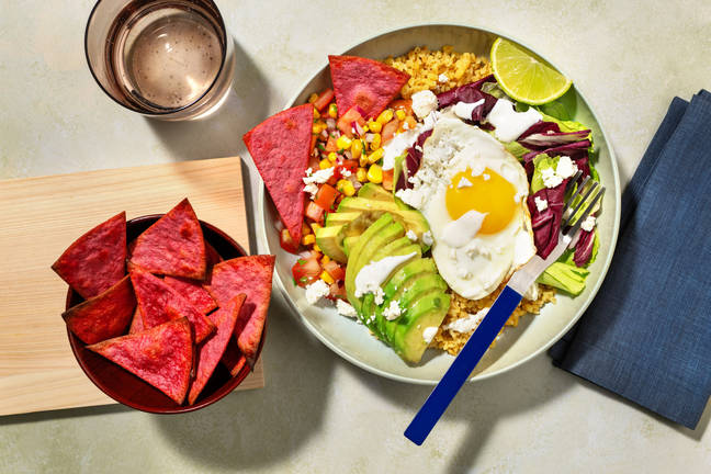 Bulgurbowl op z'n Mexicaans met spiegelei en avocado