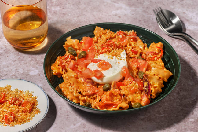 Mafaldine met burrata en pittige panko-topping