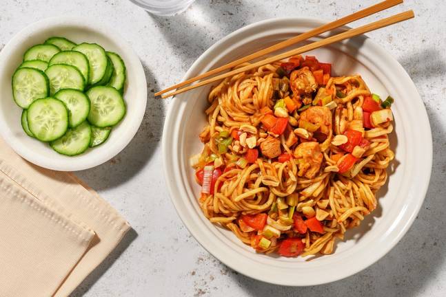 Stir-fry met kip, oestersaus en noedels
