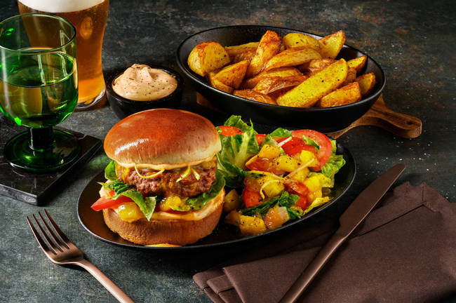 Beyond Meat Burger mit Mango-Chutney