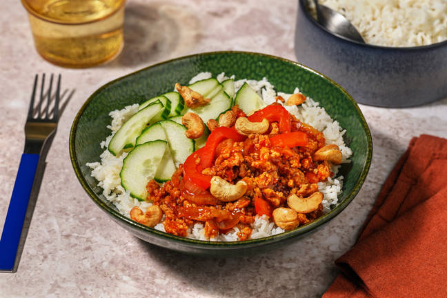 Kipgehaktbowl à la Kung Pao