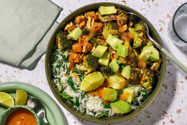 Bowl mit süss-würziger Miso-Aubergine