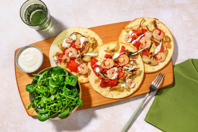 Tostadas de langostinos con escalivada casera
