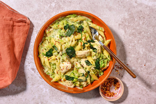 Creamy Chicken & Broccoli Fasta-Pasta