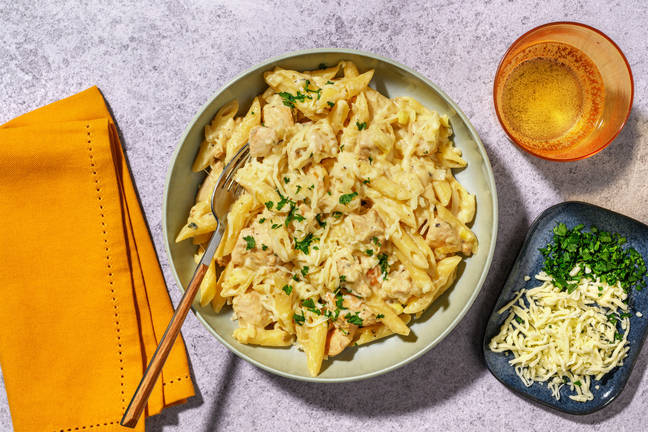 Penne au poulet doré, poireau & gouda