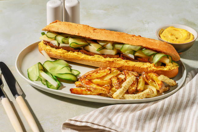 Vietnamesisk bahn mi med plantebaserte kyllingbiter