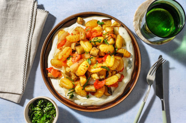 ¡Todo al horno! Gnocchis asados con salsa de queso griego