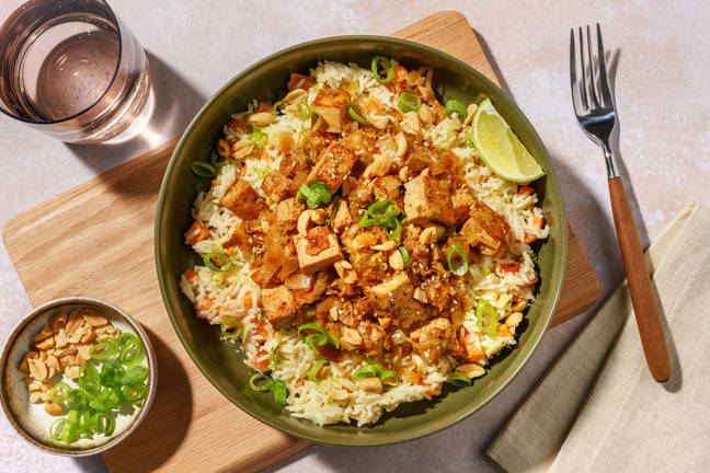 Riz à la coco, poireau & tofu caramélisé