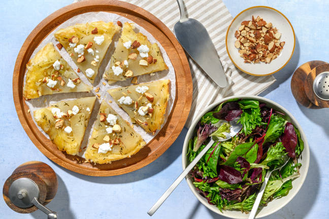 Tarte façon tatin au navet, thym & chèvre