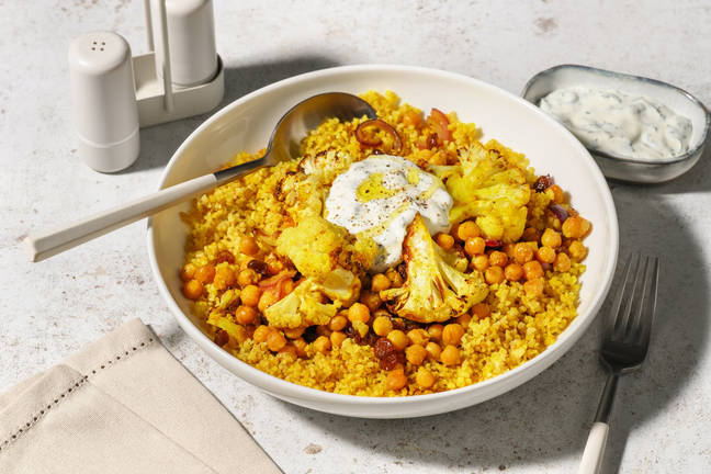 Bowl Doré : curry, boulgour & chou-fleur