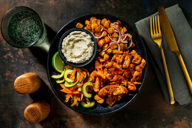 Assiette shawarma poulet Label Rouge & labneh
