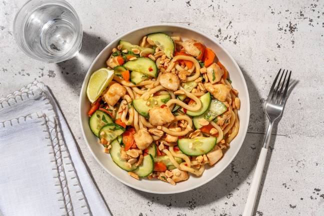 Udon Salade : dinde à la thaï & cacahuètes