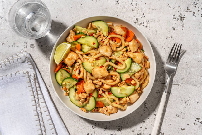 Udon Salade : dinde à la thaï & cacahuètes