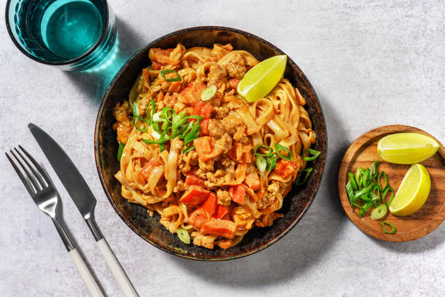 Nouilles de riz au porc & sauce crémeuse à la cacahuète