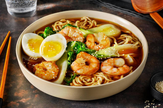 Ebi Ramen - noodles in brodo esotico e gamberoni
