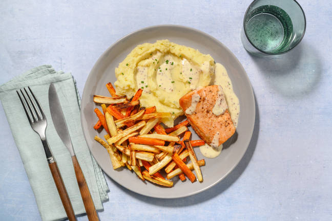 Salmon in Creamy Mustard Sauce
