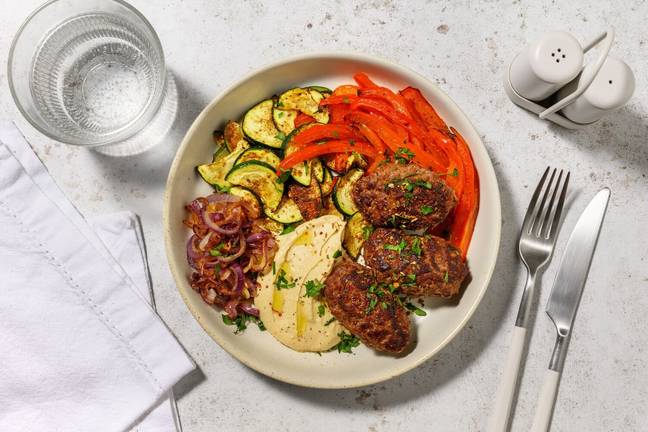 Keftas de bœuf, houmous & légumes de saison