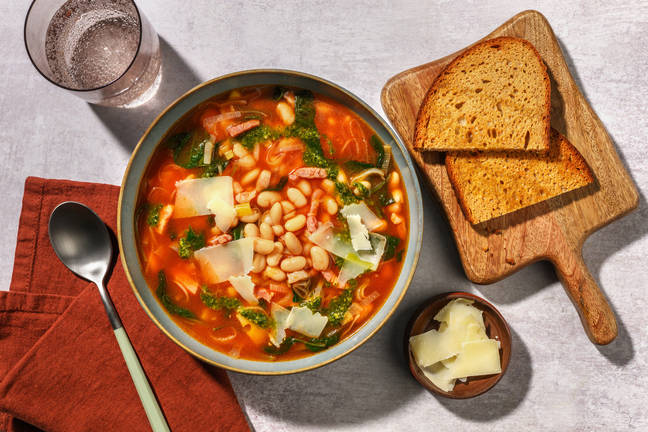 Soupe one pot : lardons, haricots & basilic