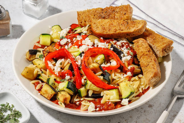 Orzo fumé au fromage à la grecque et basilic