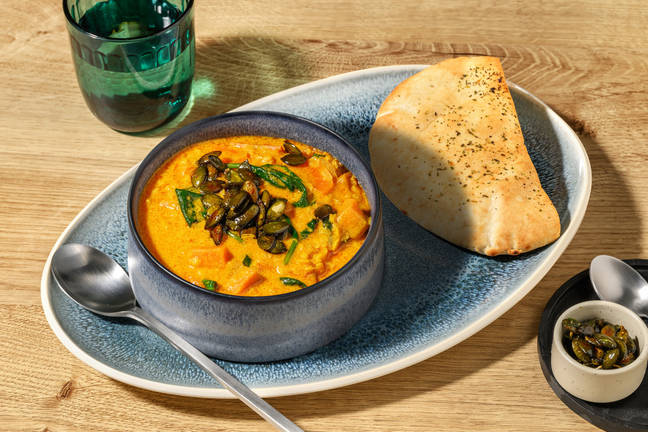 Dahl crémeux à la patate douce & naan