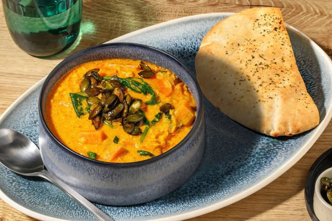 Romige zoete-aardappeldahl met naan