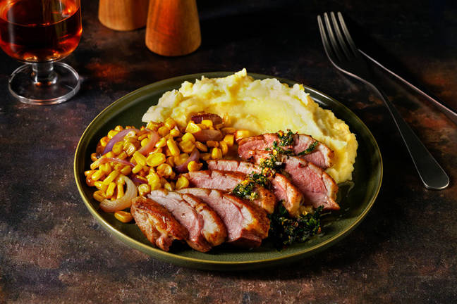 Magret de pato con chimichurri casero de menta