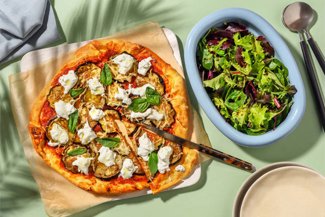 Pizza parmigiana d’aubergine & burrata