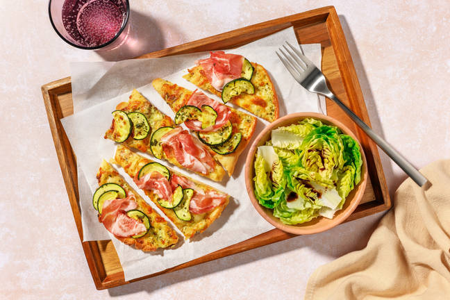 Pizza bianca : coppa & courgette