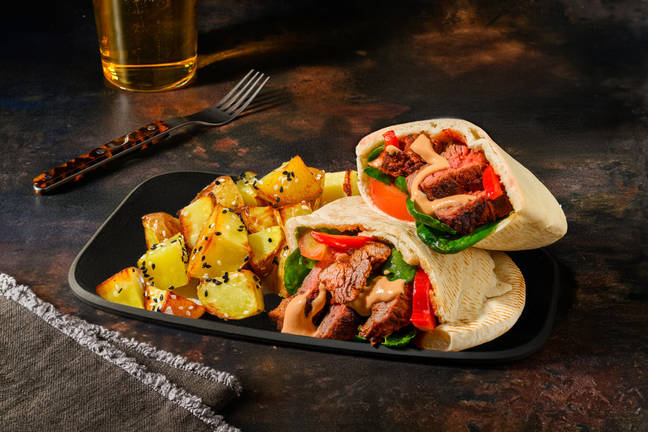 Spiced Beef & Harissa Hummus Pita Pockets