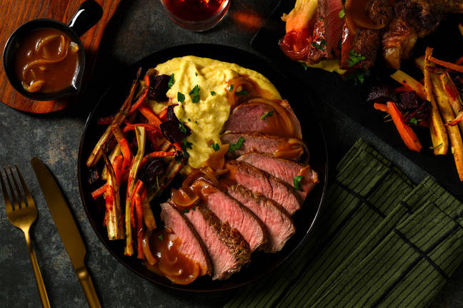 Stekt entrecote och ostpolenta