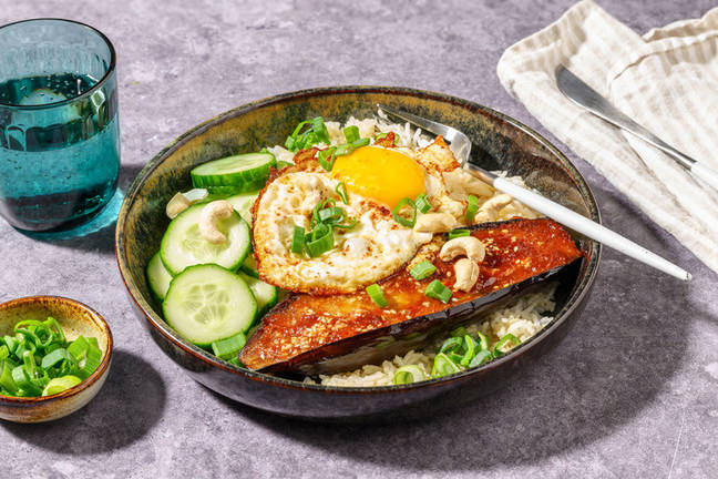 Miso-aubergine met spiegelei