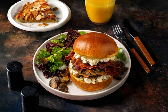 Le Brunch : buns champis, lard & mascarpone