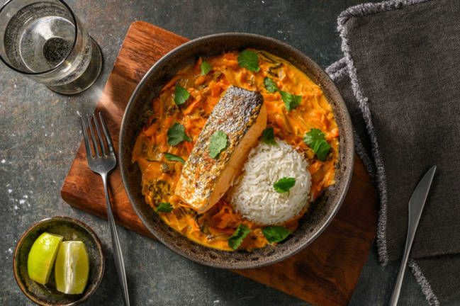 Chu Chi : curry rouge de saumon à la thaï