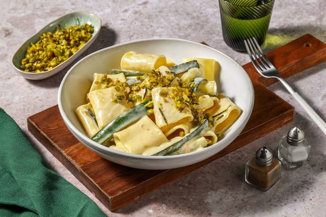 Paccheri mit Pistazien-Gremolata