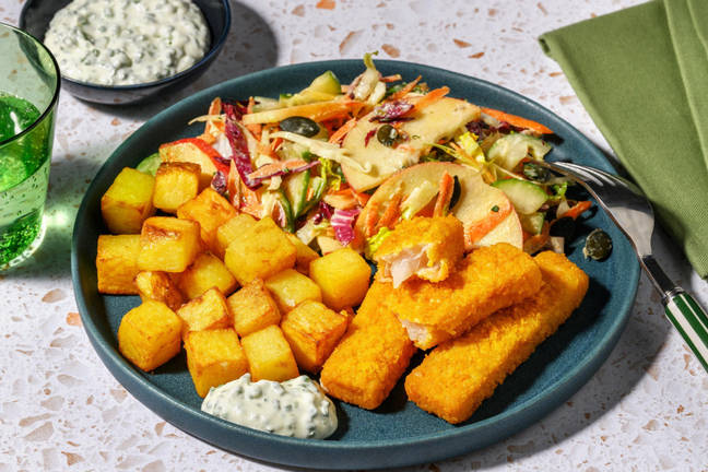 Bâtonnets végés façon poisson et salade en sauce ravigote