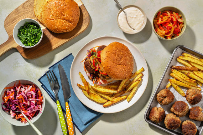 Soirée boulettes de viande en famille et frites maison