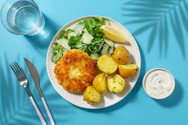 Würzige Fischboulette in Kräuterpanade