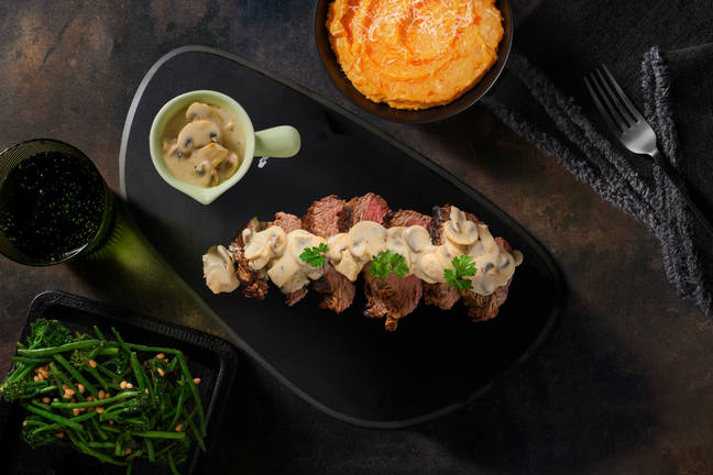 Premium Sirloin Tip & Creamy Mushroom Sauce